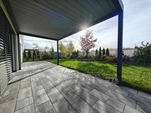 Pronájem rodinného domu, Roudné, 150 m2