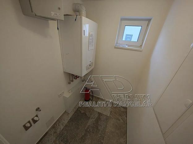 Pronájem rodinného domu, Roudné, 150 m2