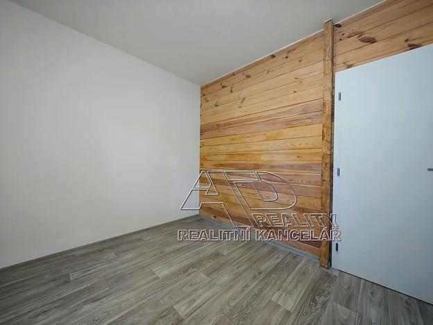 Pronájem bytu 2+kk, České Budějovice, 28 m2