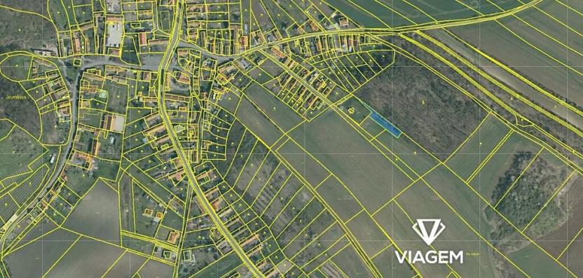 Prodej podílu pole, Jeviněves, 814 m2