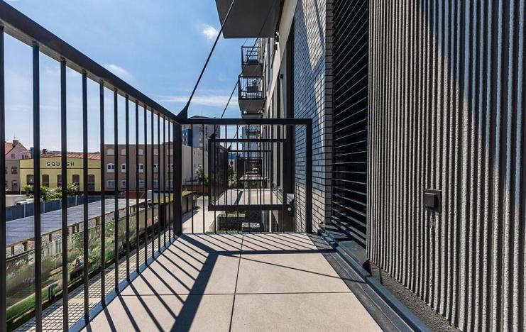 Pronájem bytu 1+kk, Praha - Holešovice, V háji, 53 m2