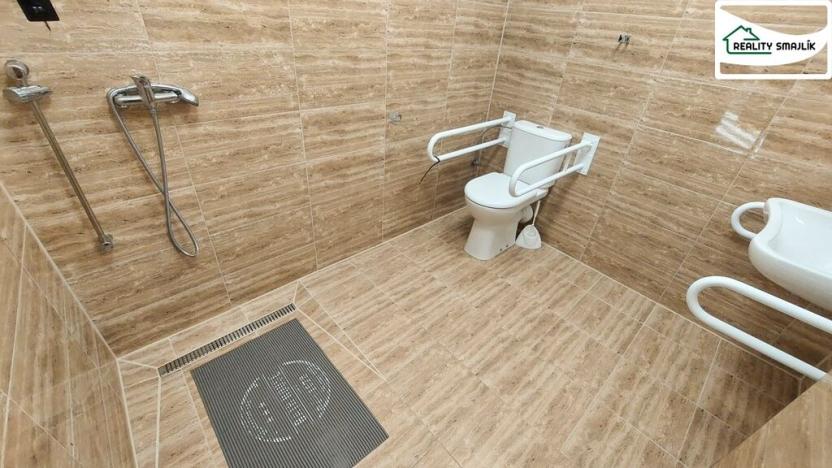 Pronájem bytu 2+kk, Cheb, Dragounská, 39 m2