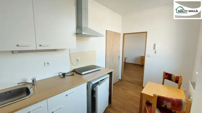 Pronájem bytu 2+kk, Cheb, Dragounská, 39 m2