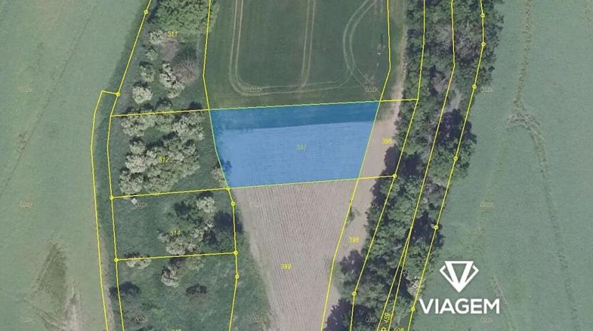 Prodej podílu pole, Žižice, 566 m2