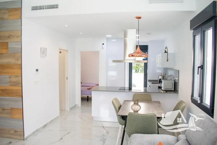 Prodej vily, Torrevieja, Španělsko, 95 m2