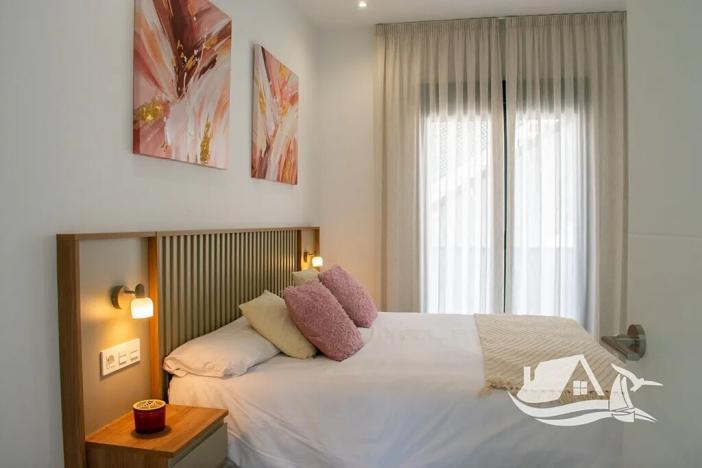 Prodej vily, Torrevieja, Španělsko, 95 m2