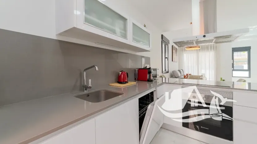 Prodej vily, Torrevieja, Španělsko, 95 m2