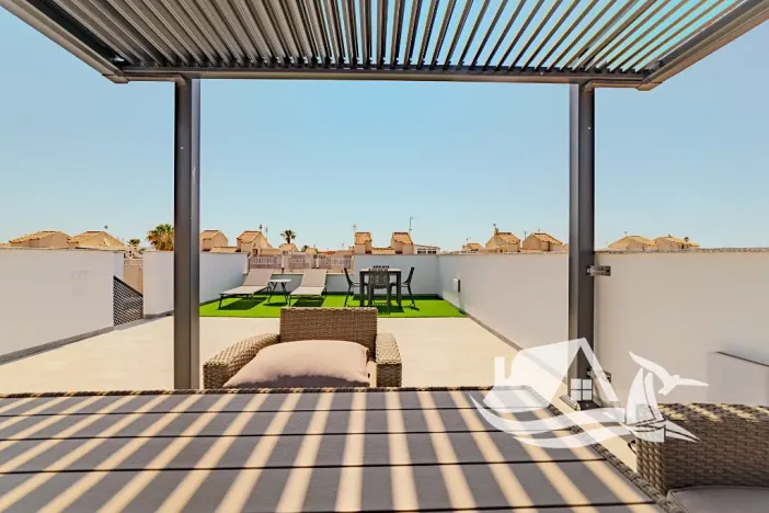 Prodej vily, Torrevieja, Španělsko, 95 m2