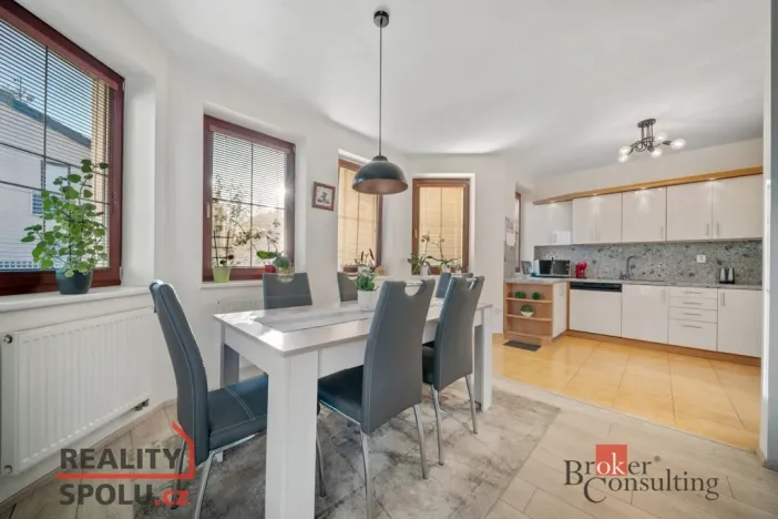 Prodej rodinného domu, Hradec Králové - Roudnička, Horní, 210 m2