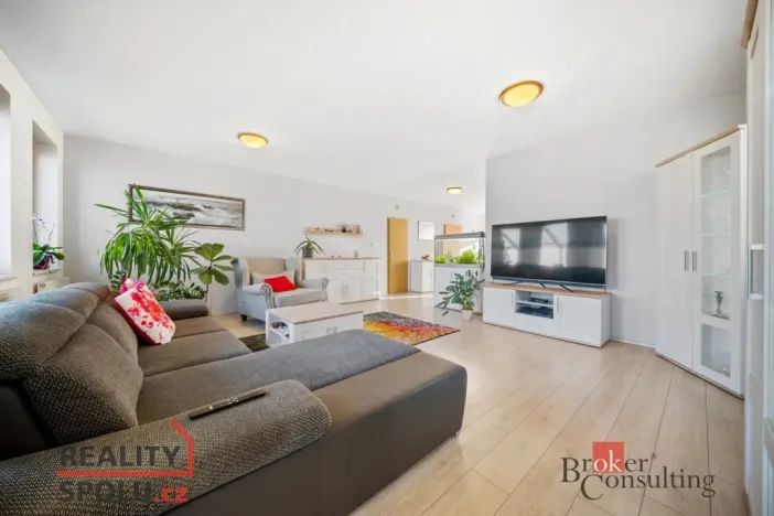 Prodej rodinného domu, Hradec Králové - Roudnička, Horní, 210 m2