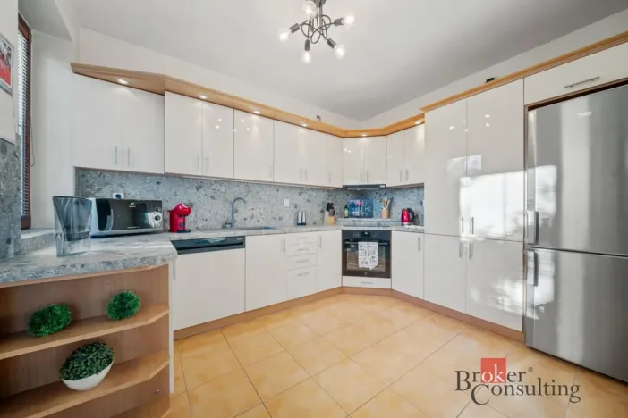 Prodej rodinného domu, Hradec Králové - Roudnička, Horní, 210 m2