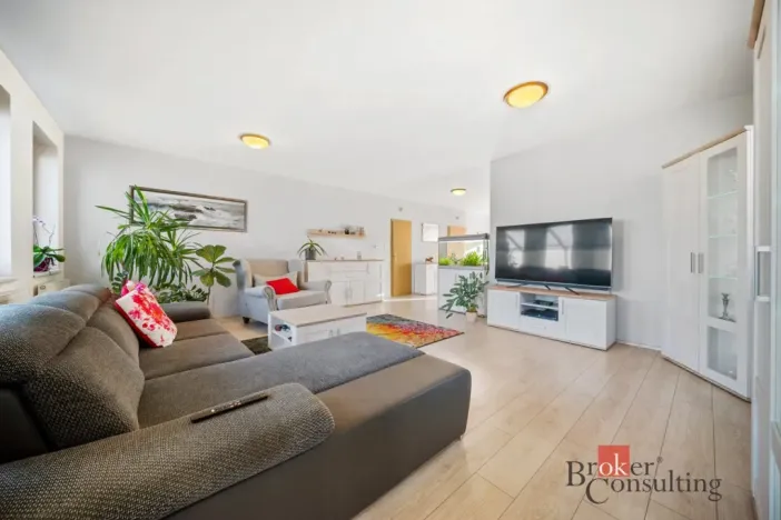 Prodej rodinného domu, Hradec Králové - Roudnička, Horní, 210 m2