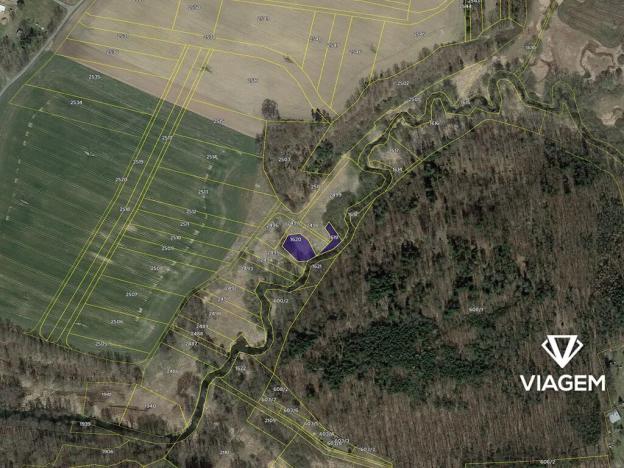 Prodej podílu pole, Zvěrotice, 360 m2