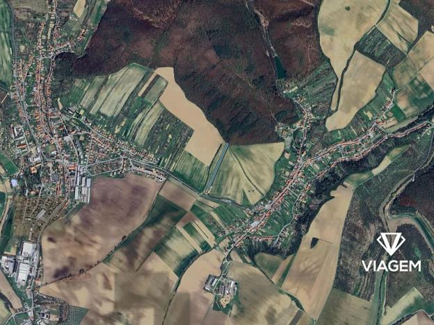 Prodej podílu pole, Lovčice, 702 m2