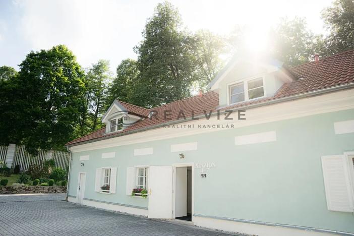 Prodej ubytování, Nové Hrady, 880 m2