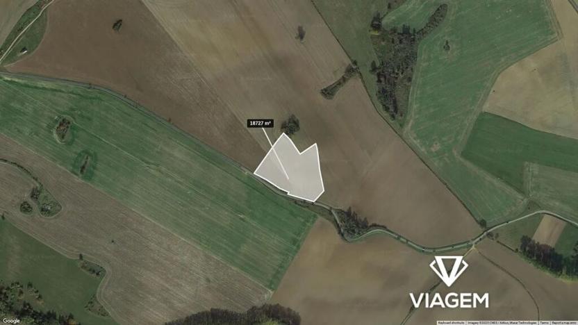 Prodej podílu pole, Hostim, 2080 m2