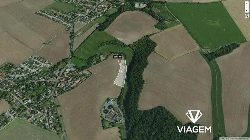 Prodej podílu pole, Veleň, 370 m2