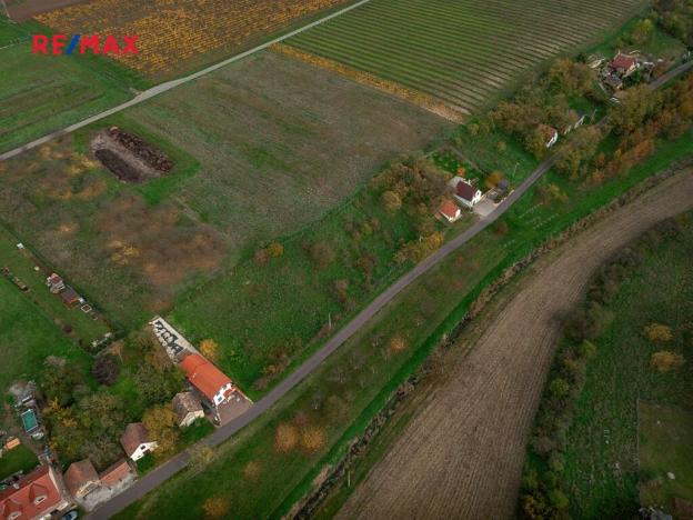 Prodej pozemku pro bydlení, Novosedly, 2412 m2