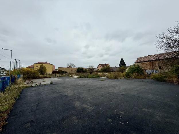 Pronájem obchodního prostoru, Praha - Břevnov, Bělohorská, 2373 m2