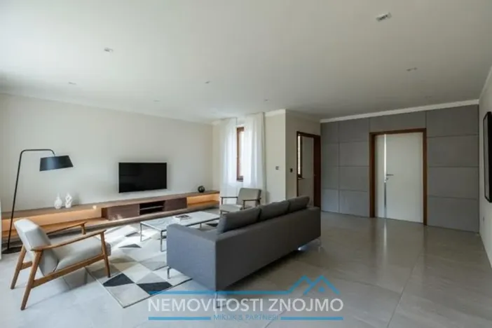 Prodej vily, Jaroslavice, Mlýnská, 300 m2