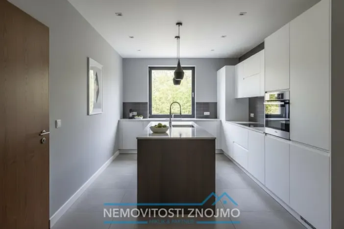 Prodej vily, Jaroslavice, Mlýnská, 300 m2