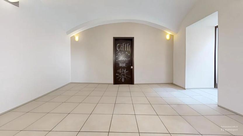 Prodej obchodního prostoru, Chrudim, Resselovo náměstí, 121 m2