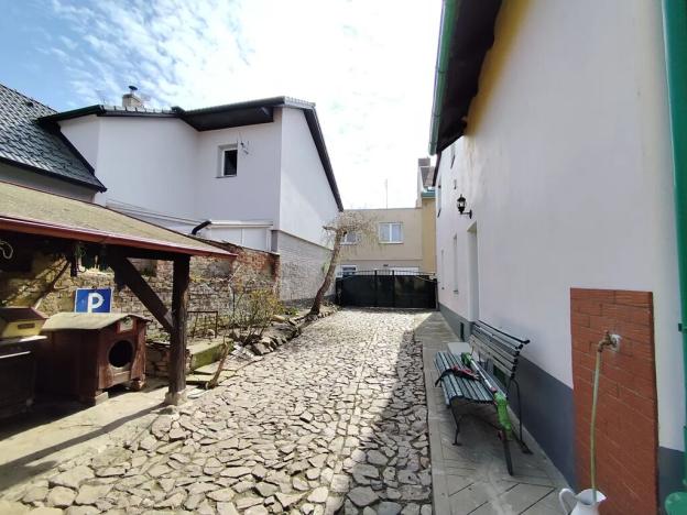 Prodej podílu rodinného domu, Heřmanův Městec, Jarkovského, 220 m2