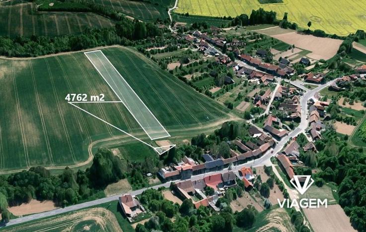 Prodej podílu pole, Labuty, 2579 m2