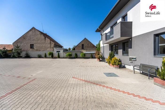 Prodej bytu 2+kk, Břežany II, 57 m2