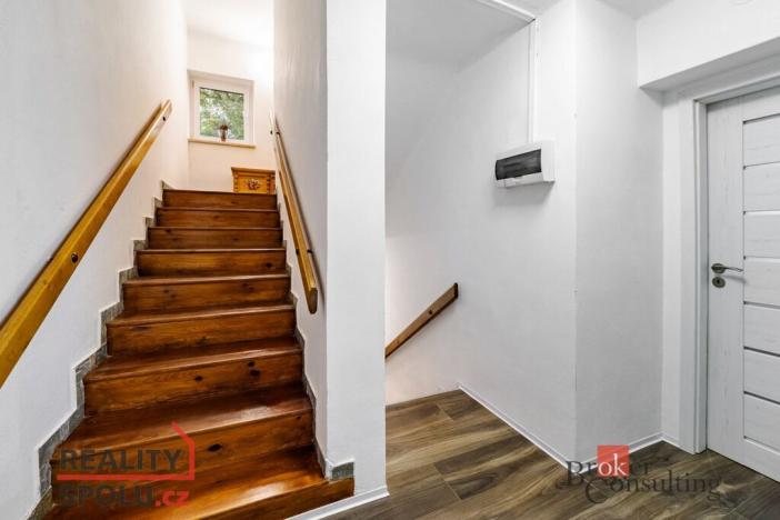 Prodej rodinného domu, Stožec - České Žleby, 283 m2