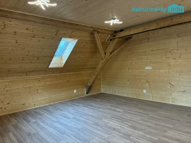 Prodej vícegeneračního domu, Březí, 346 m2