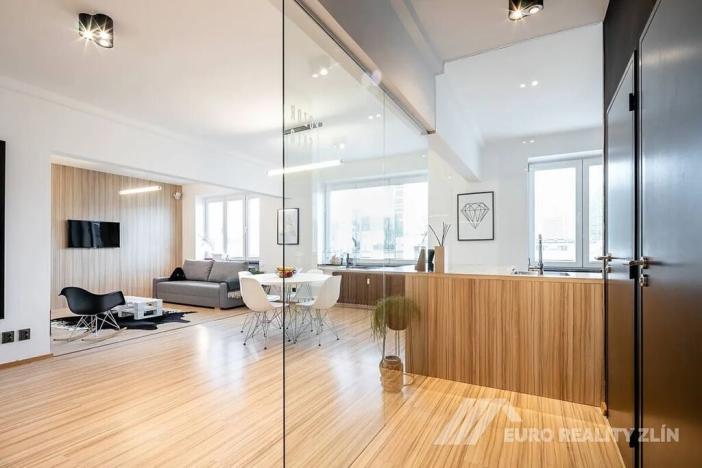 Pronájem bytu 2+kk, Zlín, Sadová, 73 m2