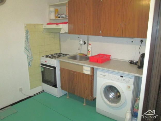 Pronájem bytu 1+1, Jihlava, Březinova, 32 m2