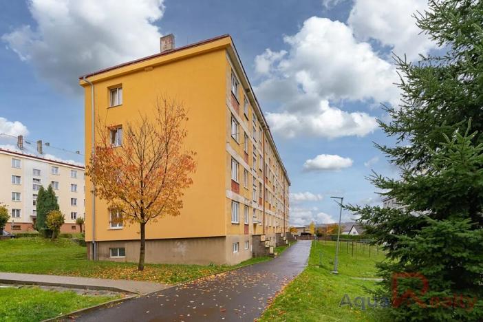 Prodej podílu bytu 2+1, Bukovany, 54 m2