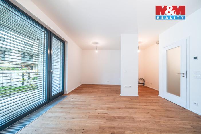 Pronájem bytu 1+kk, Praha - Holešovice, U průhonu, 35 m2