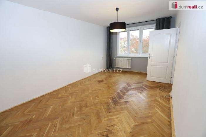 Pronájem bytu 2+1, Mariánské Lázně - Úšovice, Kubelíkova, 63 m2