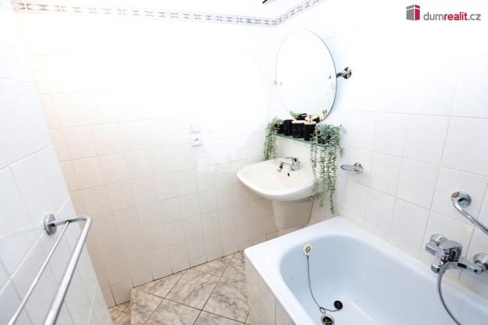 Pronájem bytu 2+1, Mariánské Lázně - Úšovice, Kubelíkova, 63 m2