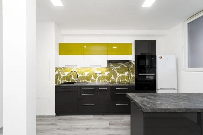 Prodej bytu 3+1, Ostrava, náměstí Antonie Bejdové, 73 m2