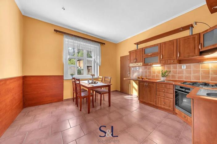 Prodej vícegeneračního domu, Telnice, 303 m2