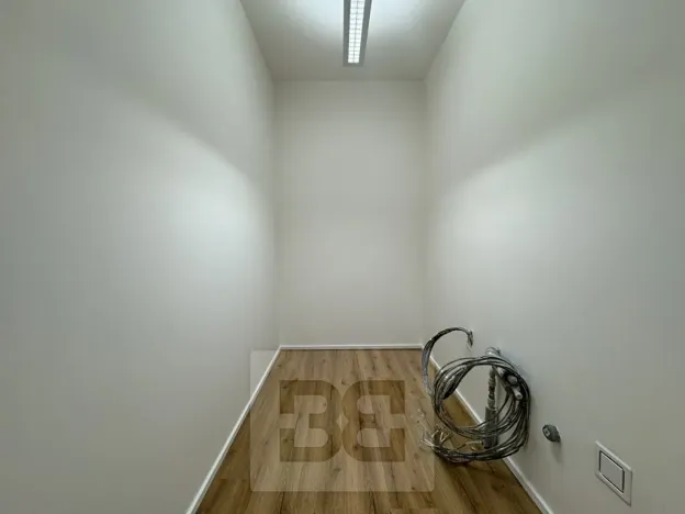 Pronájem kanceláře, Brno, Komárovská, 50 m2
