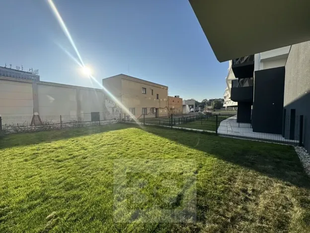 Pronájem kanceláře, Brno, Komárovská, 50 m2