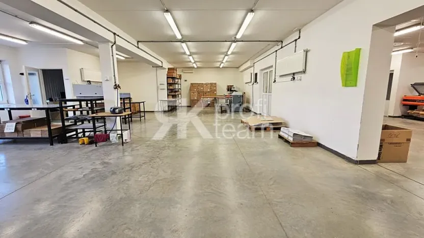 Prodej komerční nemovitosti, Opava, Slezská, 1385 m2