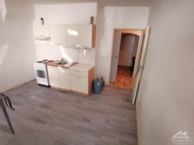 Pronájem bytu 2+kk, Jihlava, Husova, 43 m2