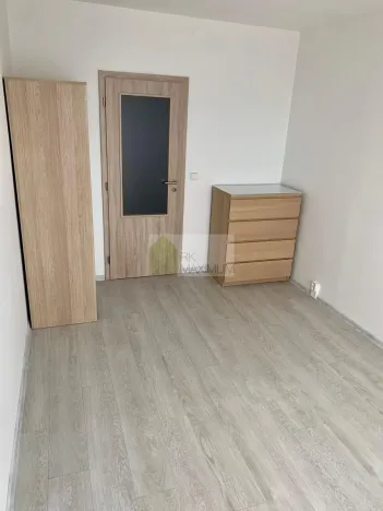Pronájem bytu 2+kk, Praha - Kobylisy, Bojasova, 47 m2