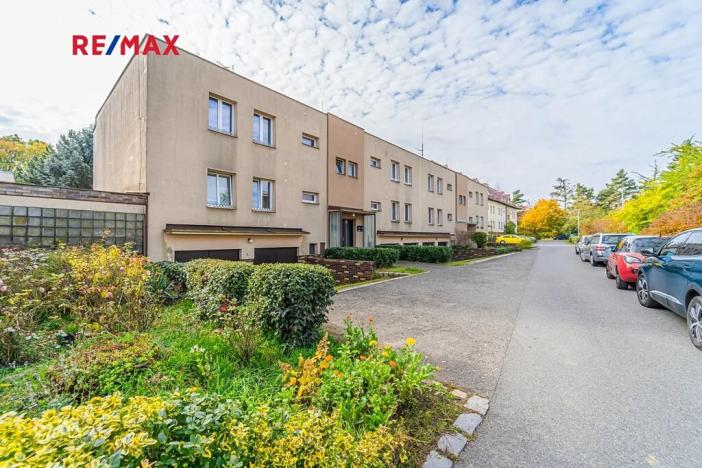 Prodej bytu 3+1, Hostivice, Na Pískách, 69 m2