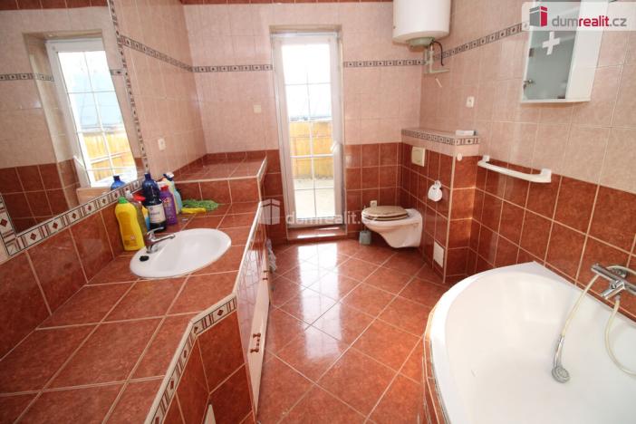 Prodej ubytování, Chodová Planá, Pohraniční stráže, 460 m2