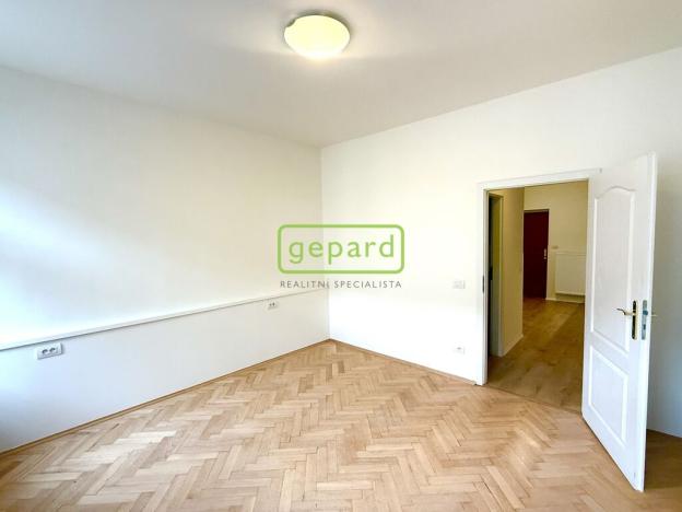 Pronájem bytu 2+kk, Praha - Žižkov, Vlkova, 35 m2