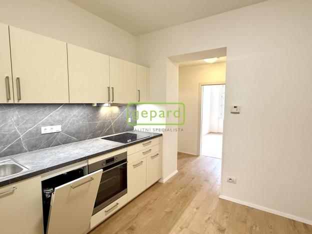 Pronájem bytu 2+kk, Praha - Žižkov, Vlkova, 35 m2