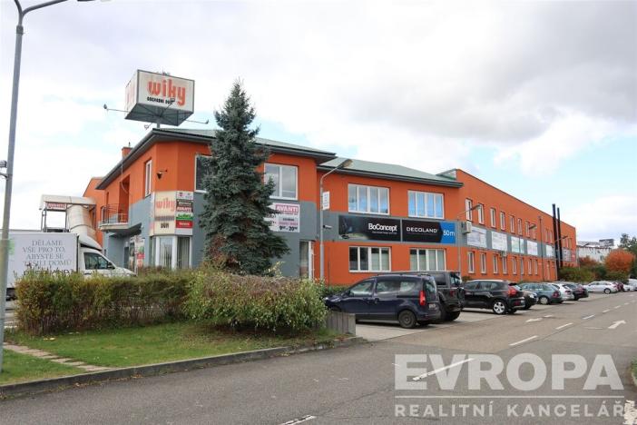 Pronájem obchodního prostoru, Čestlice, V Oblouku, 600 m2