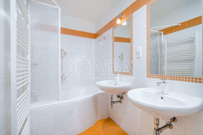 Pronájem bytu 3+kk, Praha, Kateřinská, 120 m2